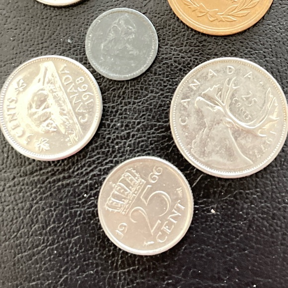 Assorted Coin Collection - Picture 2 of 4